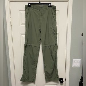 Columbia convertible women’s XL army green pants